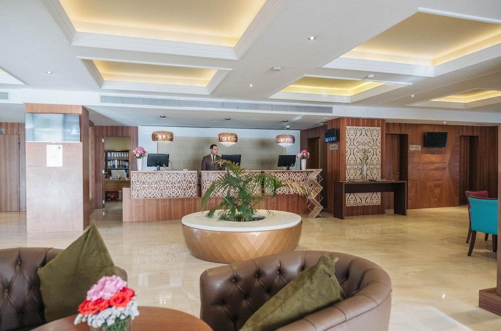 Az Hotels ゼラルダ エクステリア 写真
