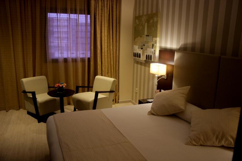Az Hotels ゼラルダ エクステリア 写真