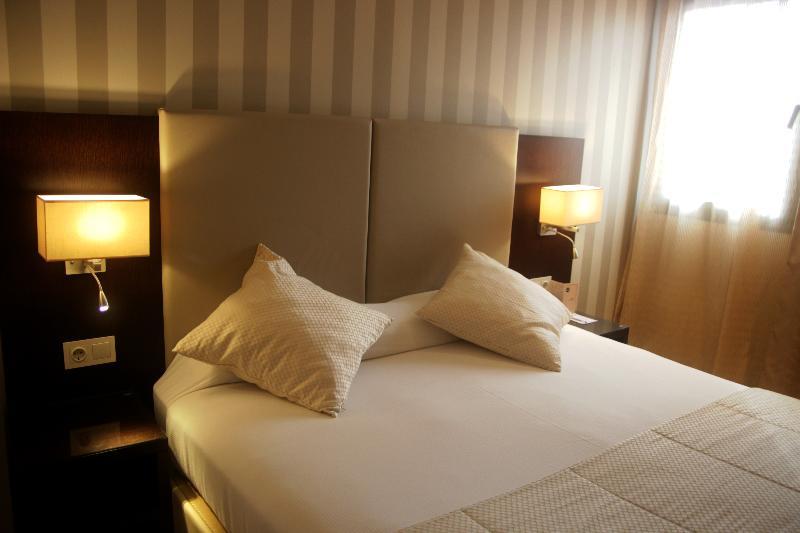 Az Hotels ゼラルダ エクステリア 写真