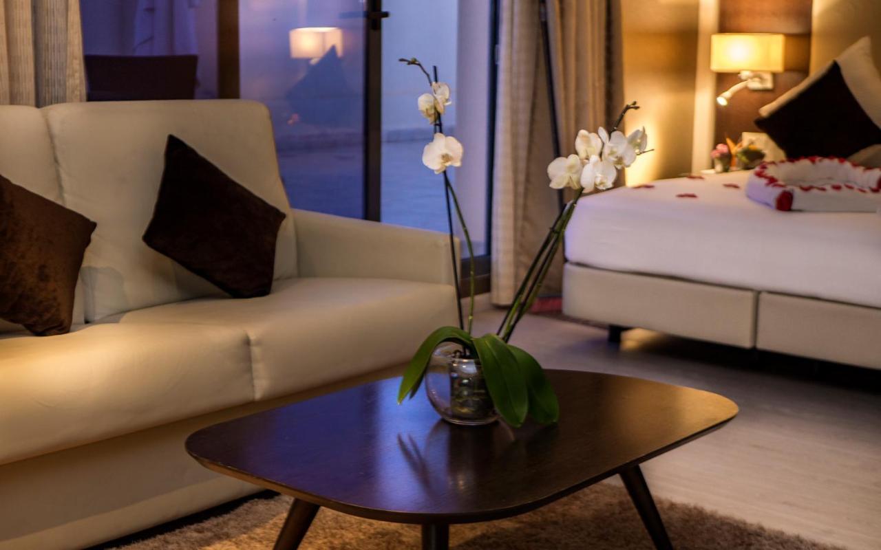 Az Hotels ゼラルダ エクステリア 写真